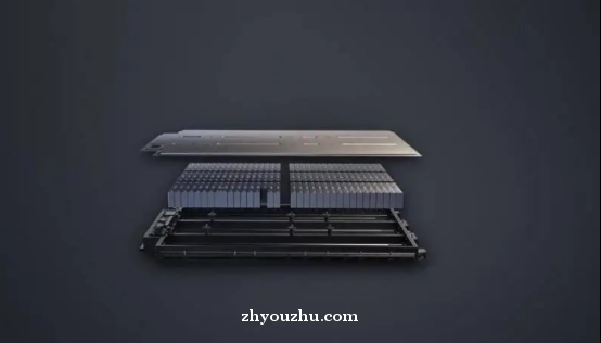 智己L6开启电动轿车新纪元？半固态电池加快量产上车