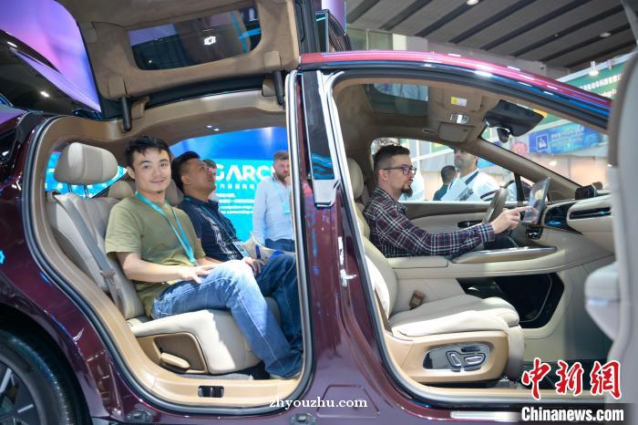 广交会“中国制造”展现新气象，依靠创新收获全球订单