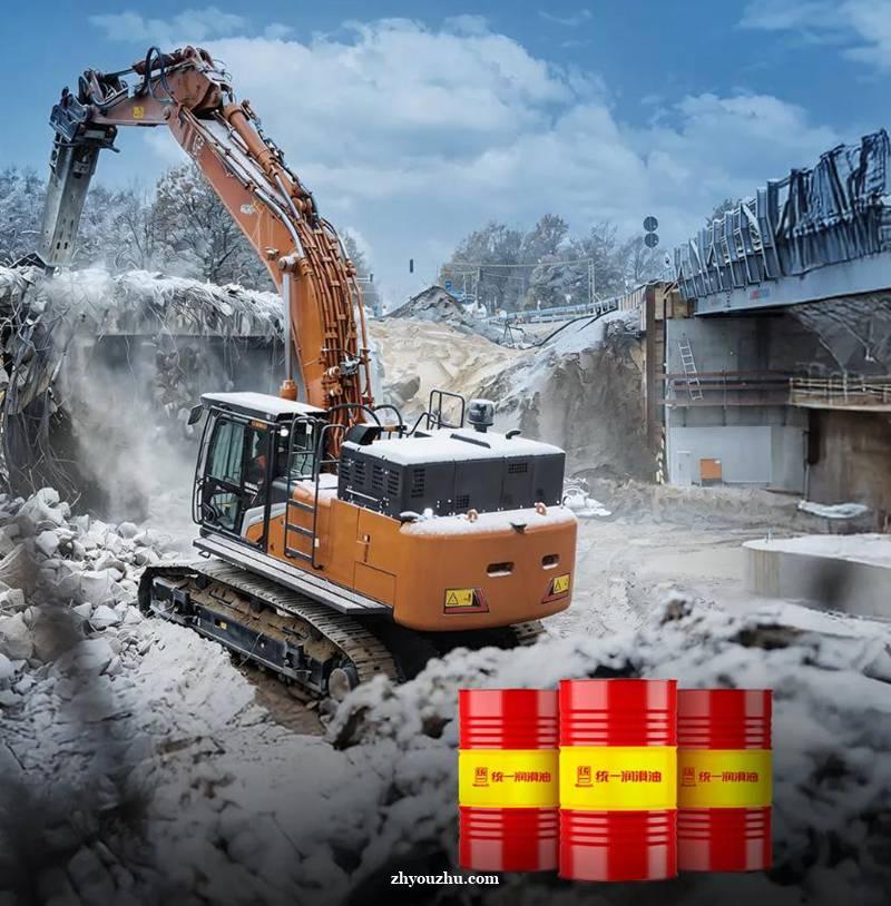 极寒不躺平，统一加威超低温抗磨液压油破解寒冬润滑死局