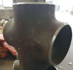 冷拔异径四通 黑漆等径无缝三通 高质量美标碳钢三通