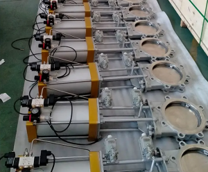 涡轮对夹蝶阀 D371X-10C 软密封铸钢材质 凸耳式